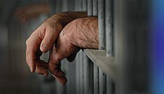 Reaching out to prisoners and former inmates